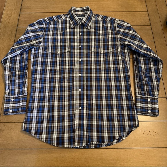 Wrangler Mens Shirt Size Medium Blue Plaid Pearl Snap Button Up Relaxed Western - Picture 2 of 14
